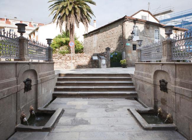 Apartamentos OLIVA Caldas De Reis Bagian luar foto